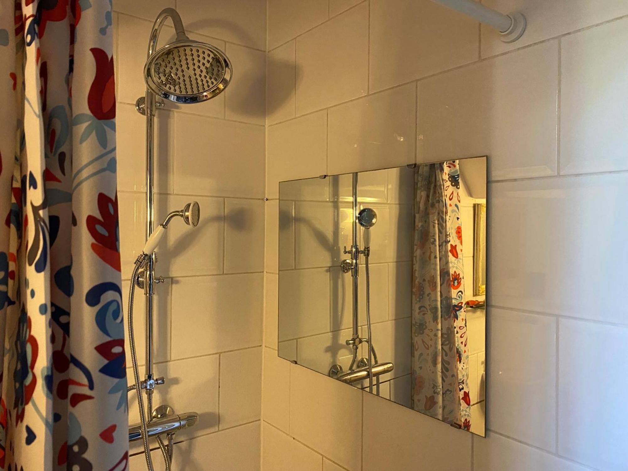 Vakantie Appartement Goedereede Let Op De Badkamer Moet Met Andere Gasten Gedeeld Worden Zewnętrze zdjęcie